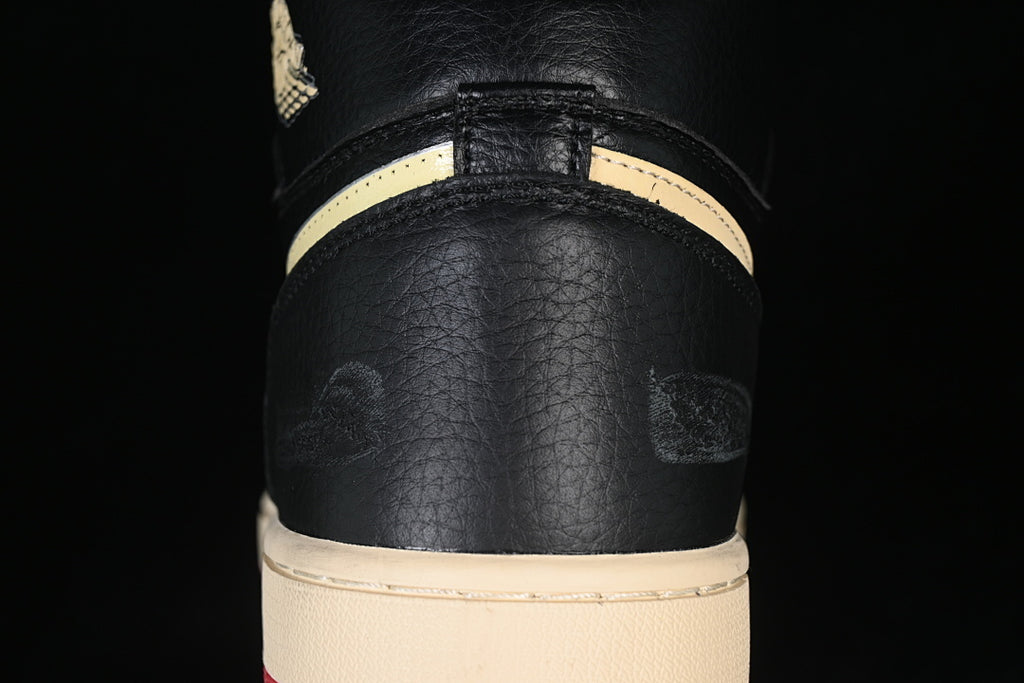 Air Jordan 1 High OG "Black / Muslin"