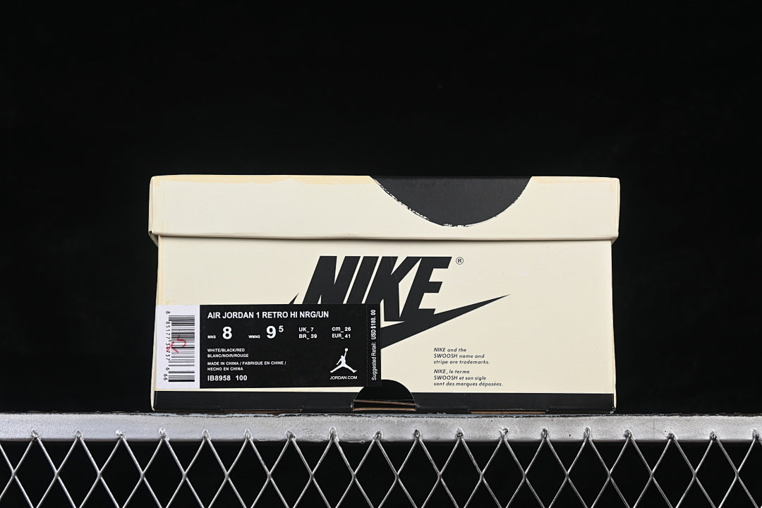 Air Jordan 1 High OG "Black / Muslin"