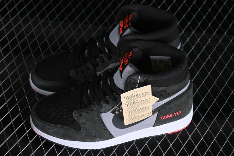 Air Jordan 1 High Gore-Tex "Cement Grey"
