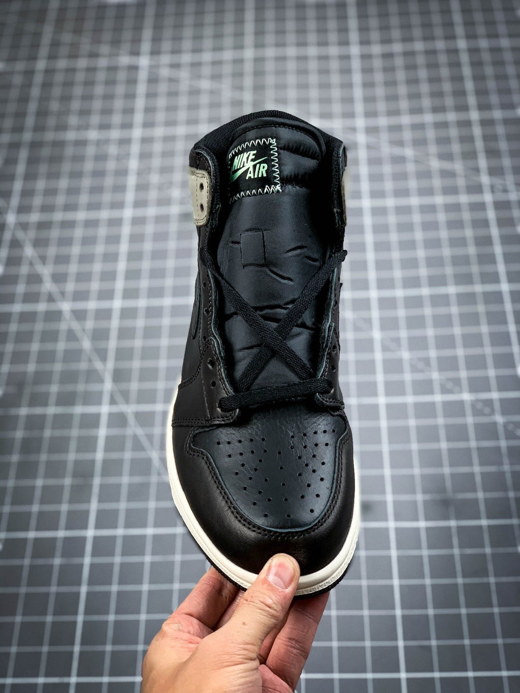 Air Jordan 1 High OG "Shadow 2.0"