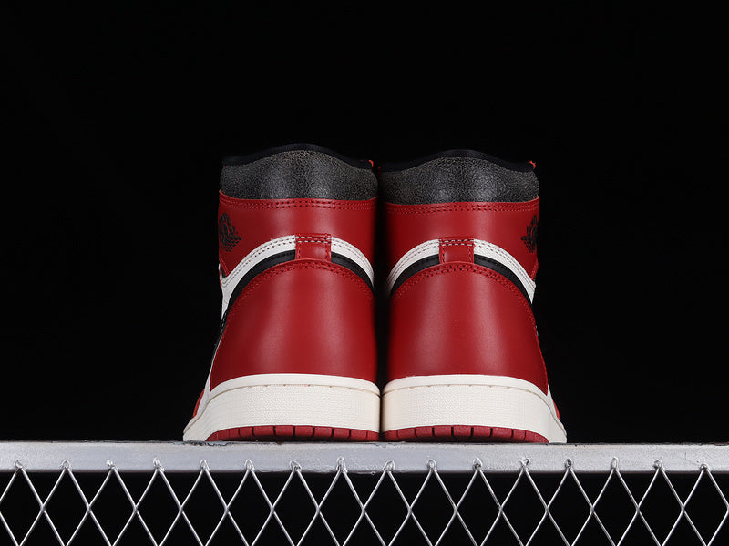 Air Jordan 1 High OG "Chicago Lost & Found"