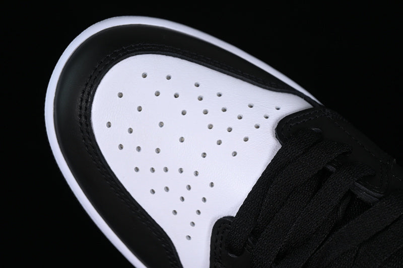 Air Jordan 1 High OG "Reverse Panda"