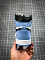Air Jordan 1 High OG "University Blue"