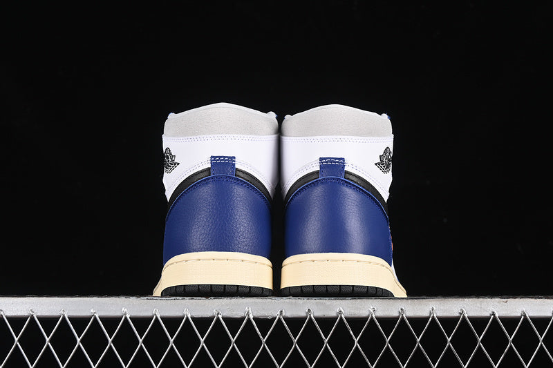 Air Jordan 1 Retro High OG "Storm Blue"