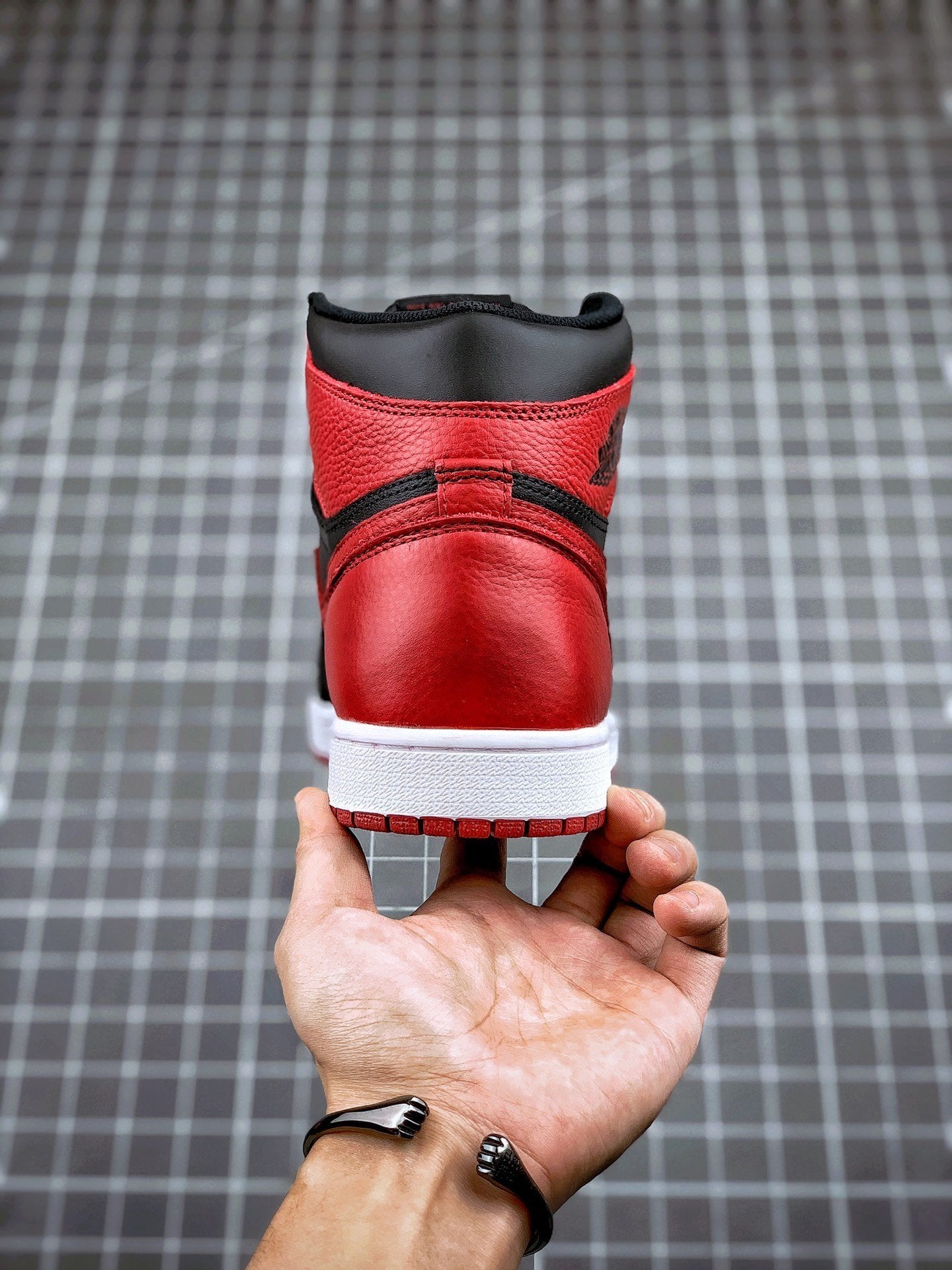 Air Jordan 1 Retro High OG "Banned"