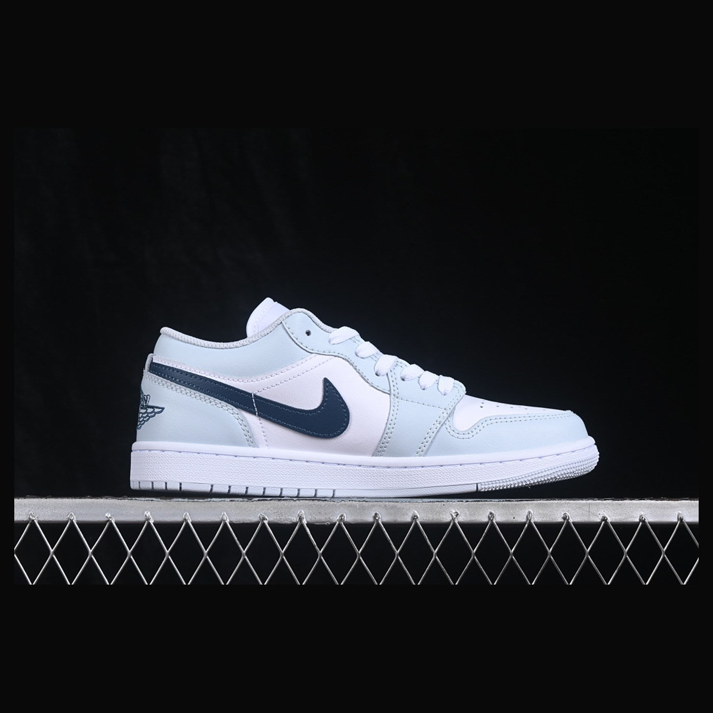 Air Jordan 1 Low Squadron Blue