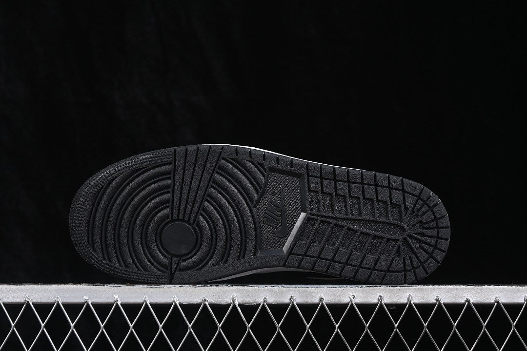 Air Jordan 1 Low Neutral Grey 5