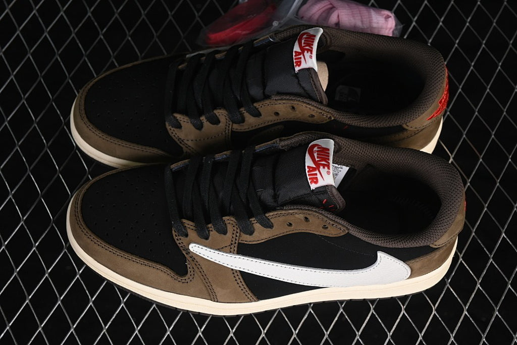 AJ1 Low TS Reverse Mocha 2