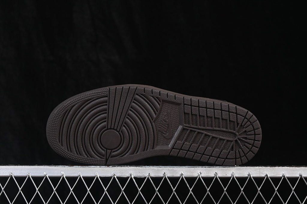 AJ1 Low TS Black Phantom 4