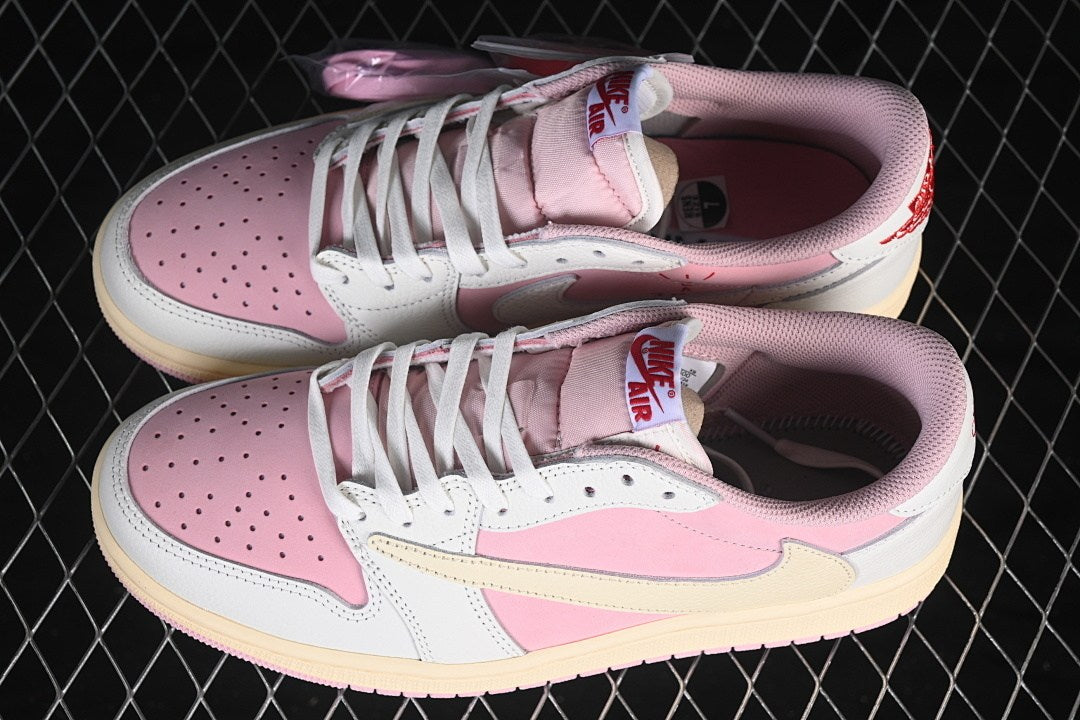 AJ1 Low TS Pink 4