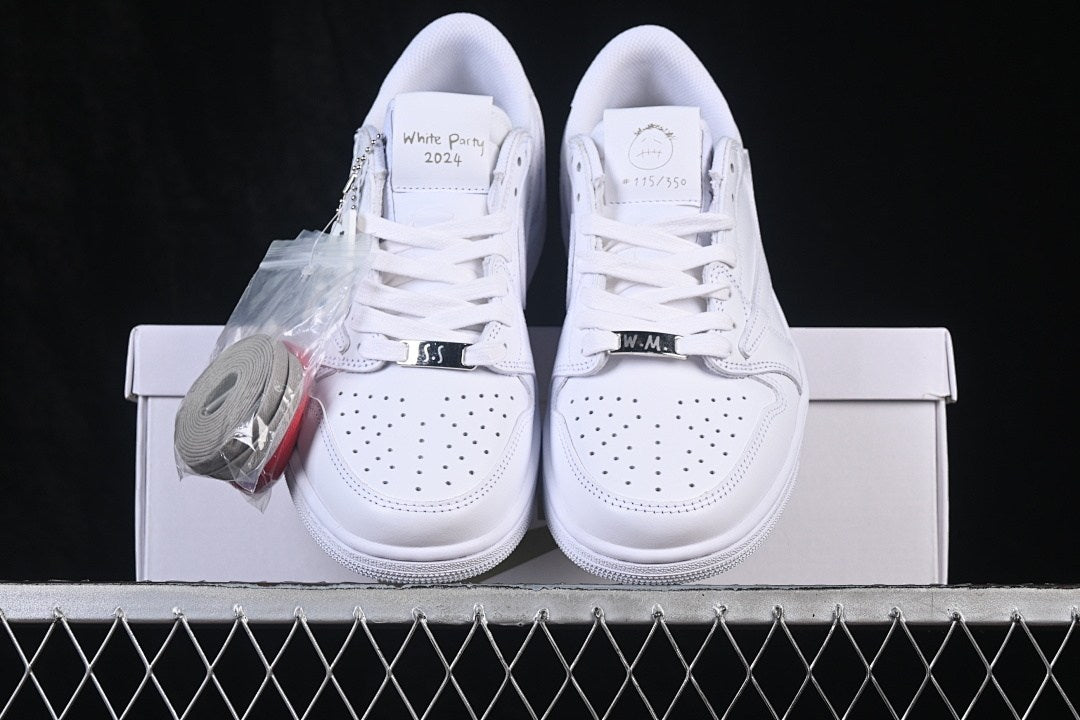 AJ1 Low TS White 5