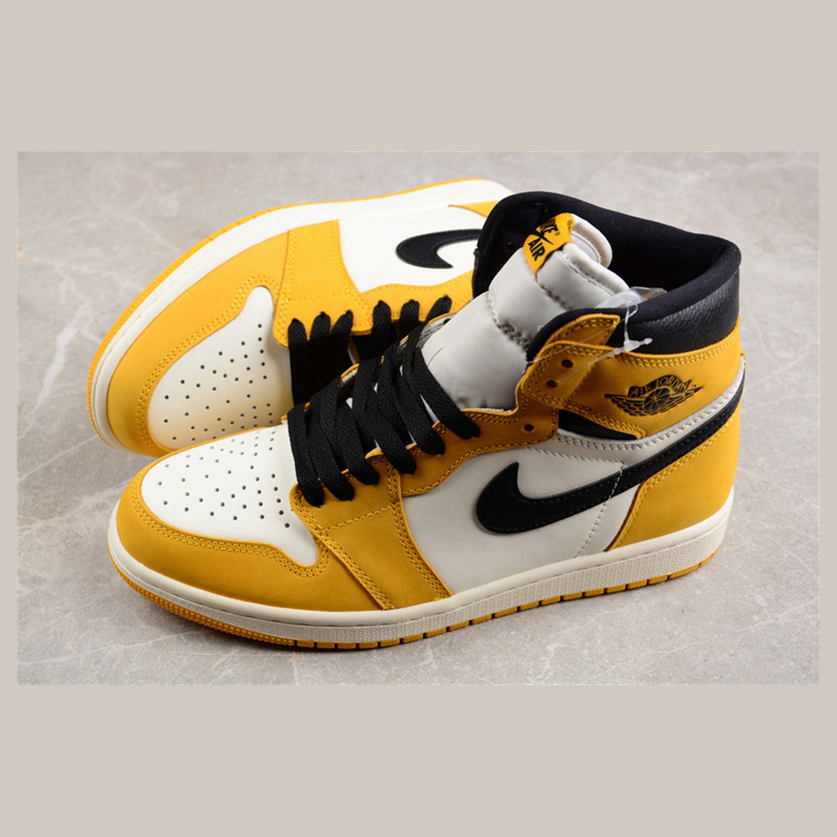 Air Jordan 1 High OG Yellow Ochre