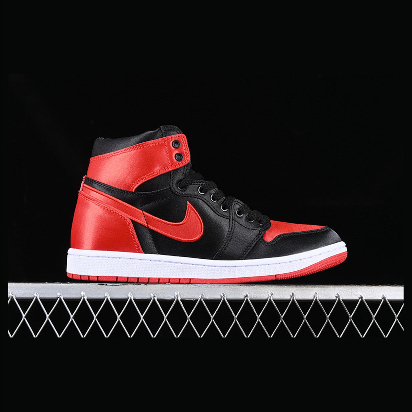 Air Jordan 1 High OG Satin Bred