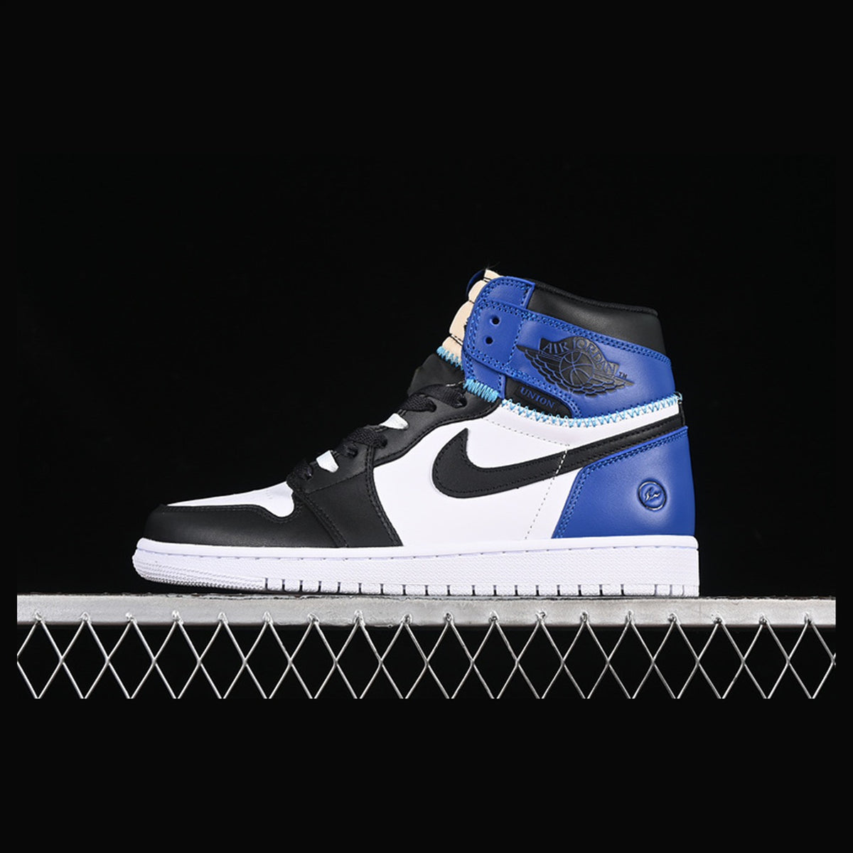 Air Jordan 1 High OG Royal Toe